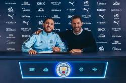 爱游戏APP离谱！转会期塞维利亚备战德甲国际米兰今晚内部沟通，德布劳内连续三场比赛得分超过关键助攻的简单介绍